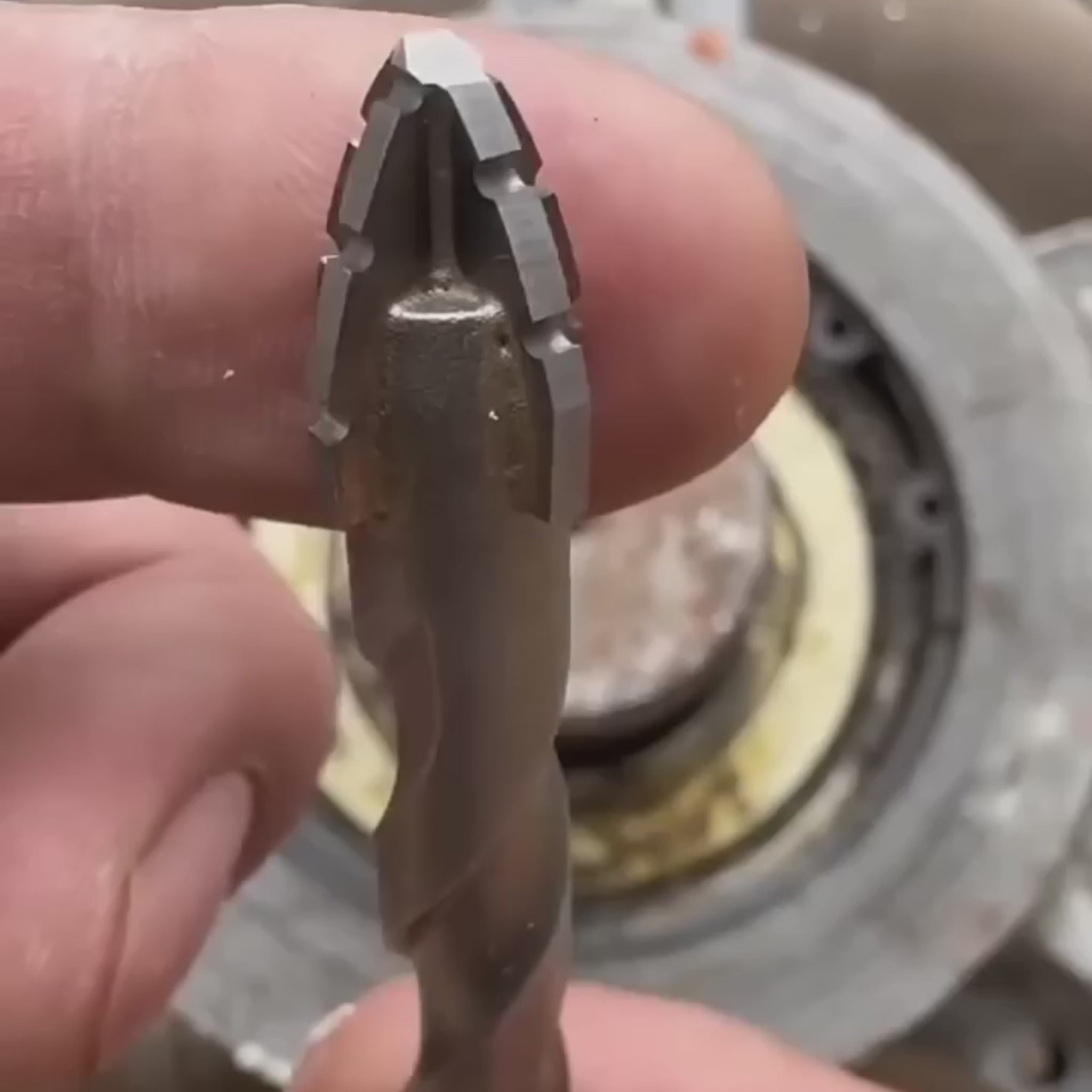 TitanEdge™ – Juego de brocas excéntricas de alta precisión (6–12 mm)